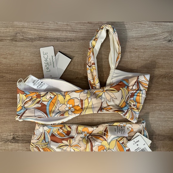 L*Space Nancy Lee Bikini Top and Bottoms Size M - Picture 2 of 6